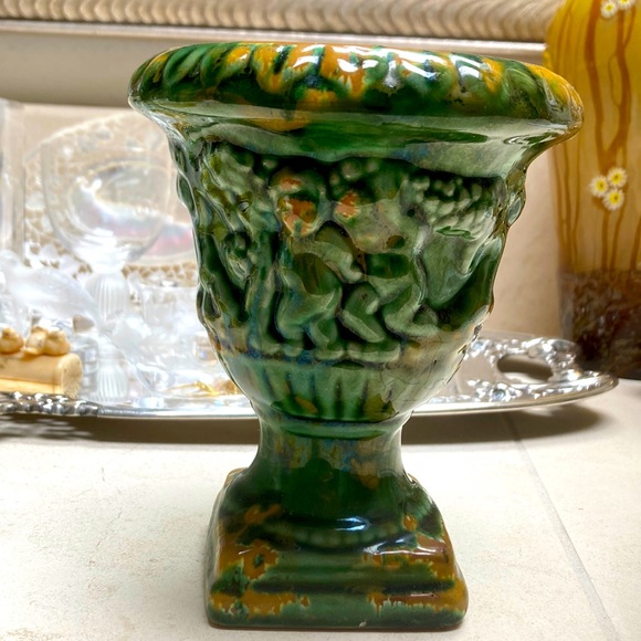 Other - Small vintage cherub vase